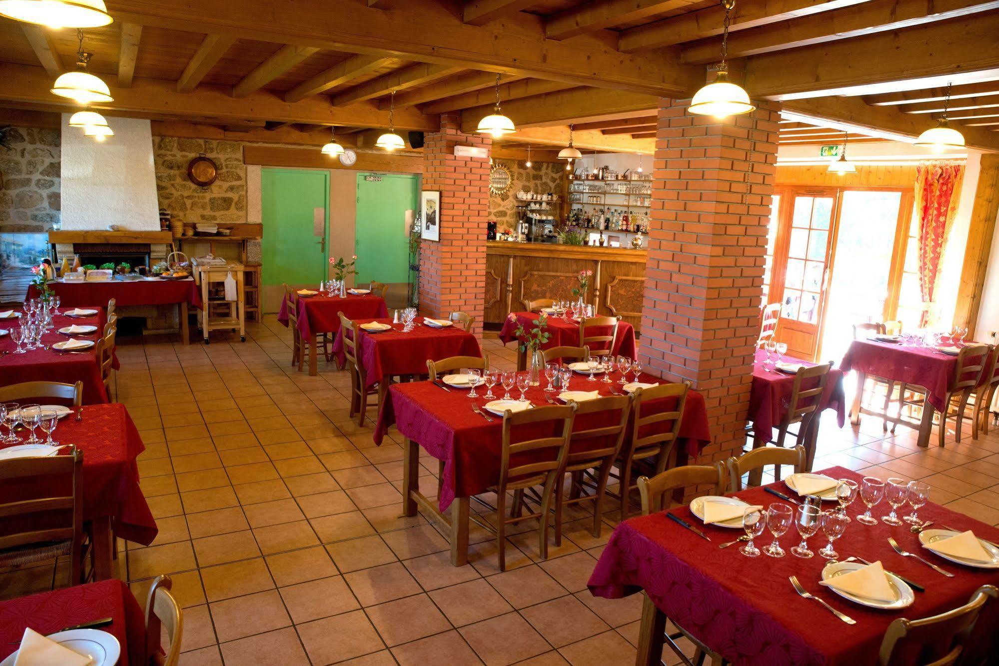 Domaine De La Plagnette Hotell Les Salles Eksteriør bilde
